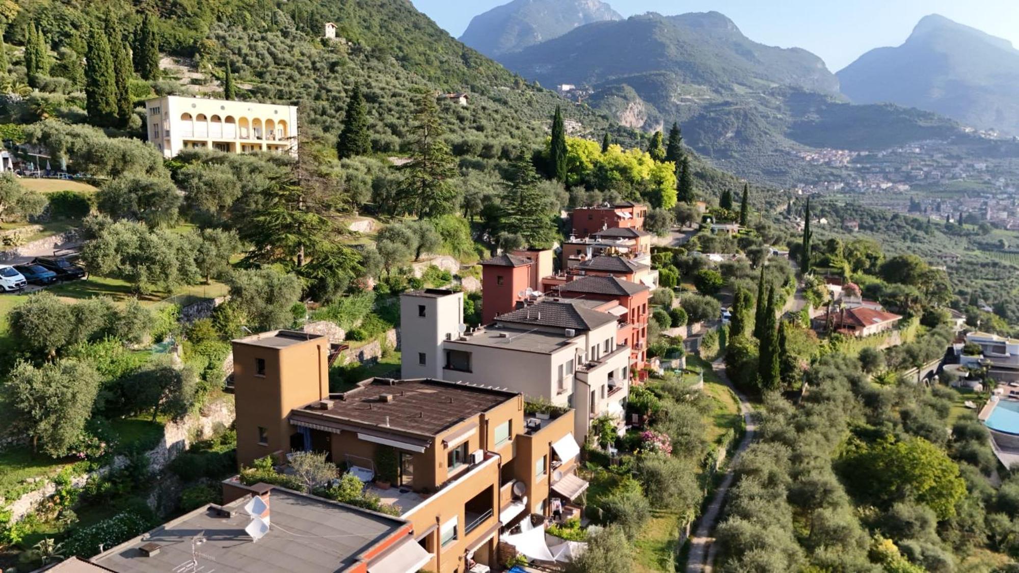 Ferienwohnung Casa Sara With Swimming Pool Riva del Garda Exterior foto