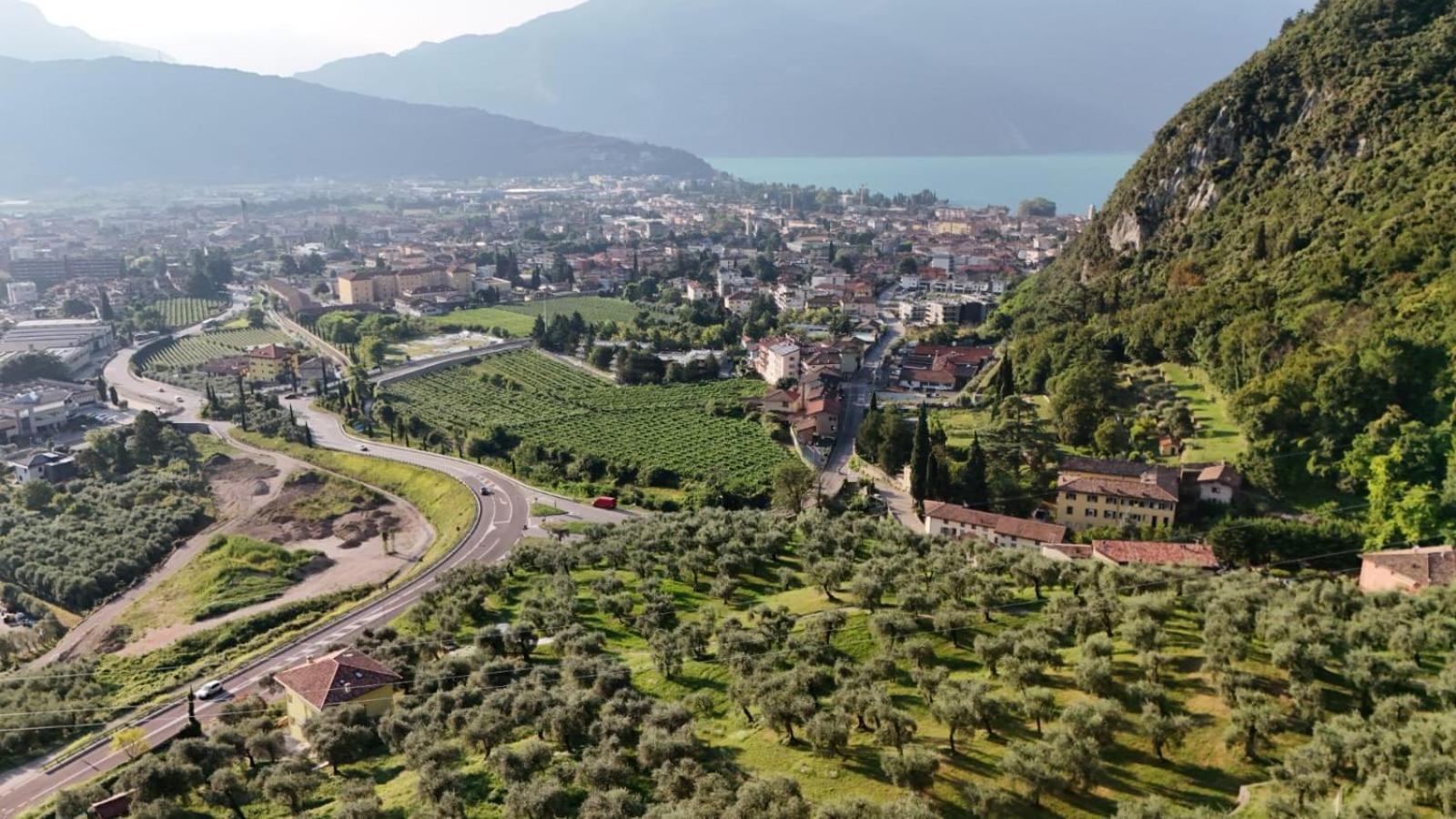Ferienwohnung Casa Sara With Swimming Pool Riva del Garda Exterior foto